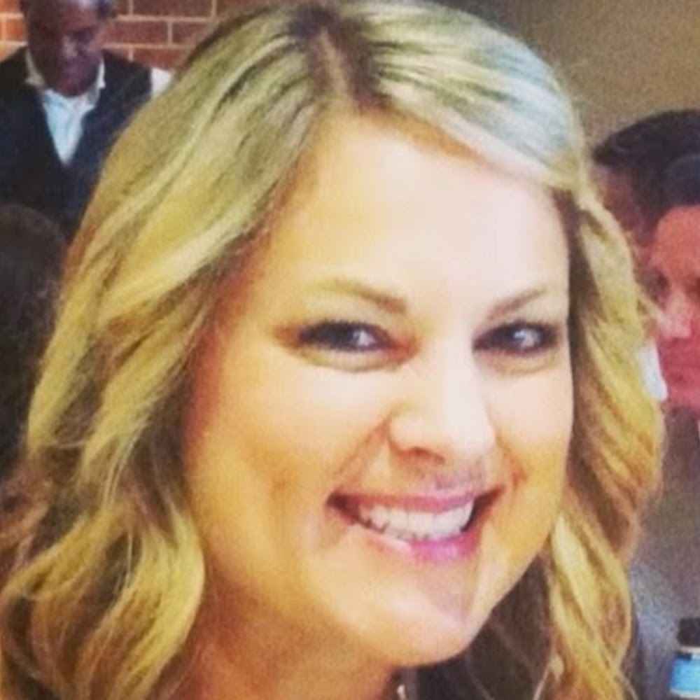 Meet your Posher, Caitlyn